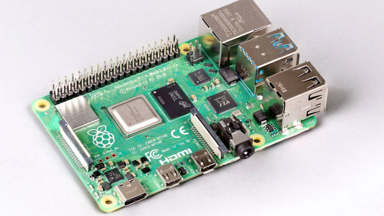 Raspberry Pi z 8 GB RAM Raspberry Pi z 8 GB RAM