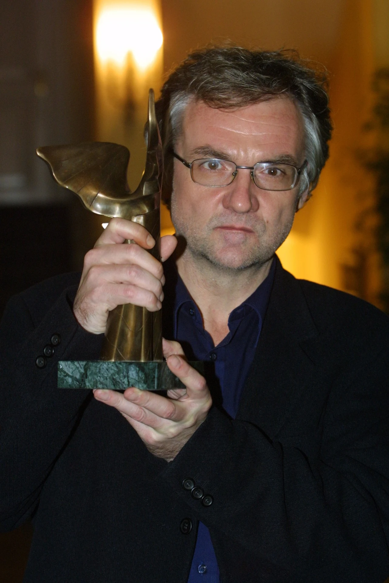 Jerzy Pilch na nagrodą Nike, 2001 r. Jerzy Pilch na nagrodą Nike, 2001 r.