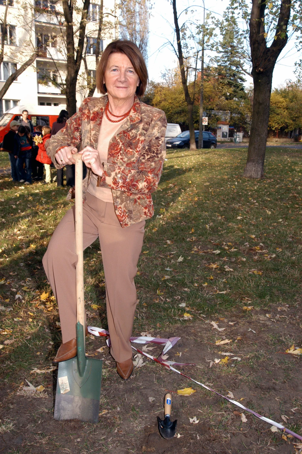 Maria udowodniła, że nie boi się żadnych wyzwań podczas pełnienia roli Pierwszej Damy. Zawsze potrafiła wyjść z danej sytuacji z uśmiechem na twarzy, a małe wpadki, zwłaszcza te modowe, nie stanowiły dla niej wielkiego problemu. Maria udowodniła, że nie boi się żadnych wyzwań podczas pełnienia roli Pierwszej Damy. Zawsze potrafiła wyjść z danej sytuacji z uśmiechem na twarzy, a małe wpadki, zwłaszcza te modowe, nie stanowiły dla niej wielkiego problemu.
