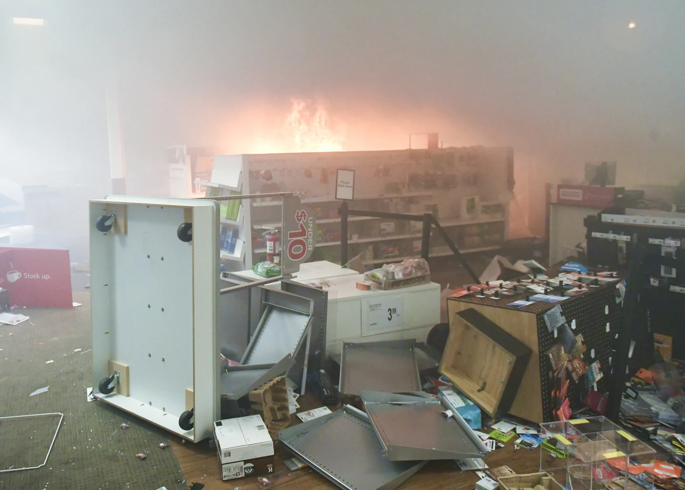 Protesty wzburzonych śmiercią George'a Floyda z rąk policji.