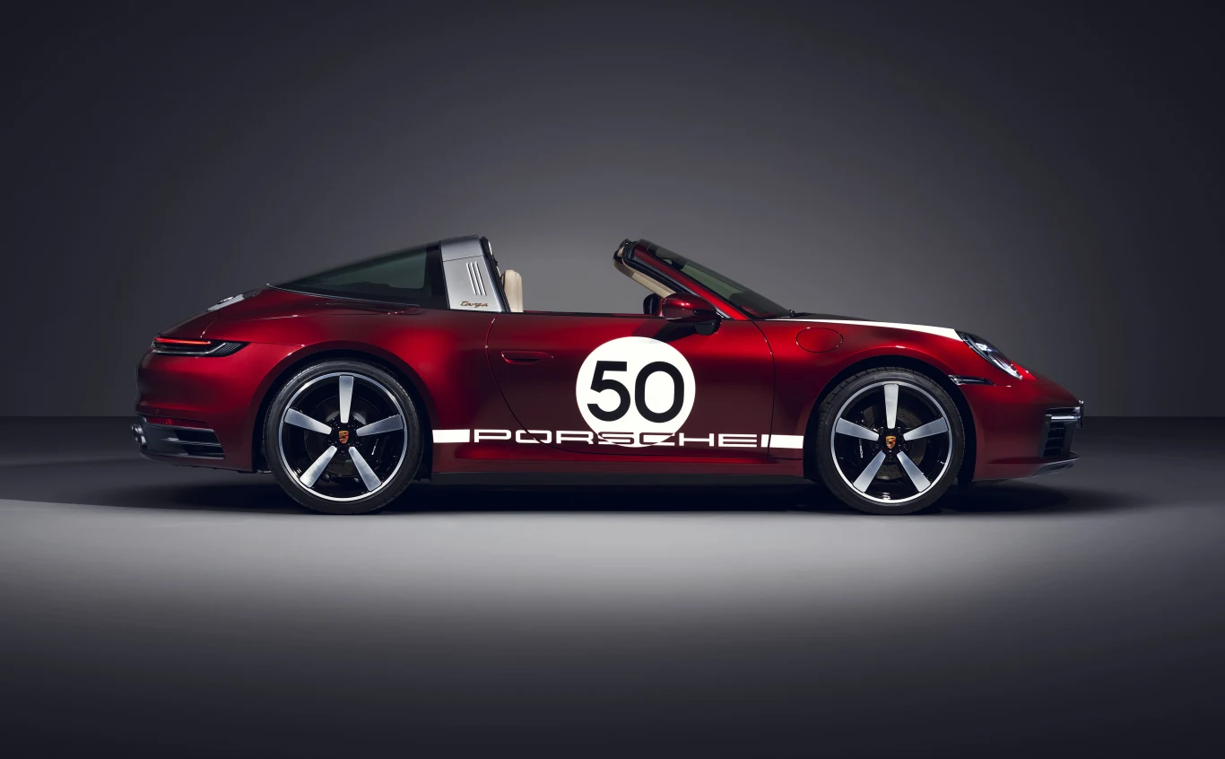 Porsche 911 Targa 4S Heritage Design Edition