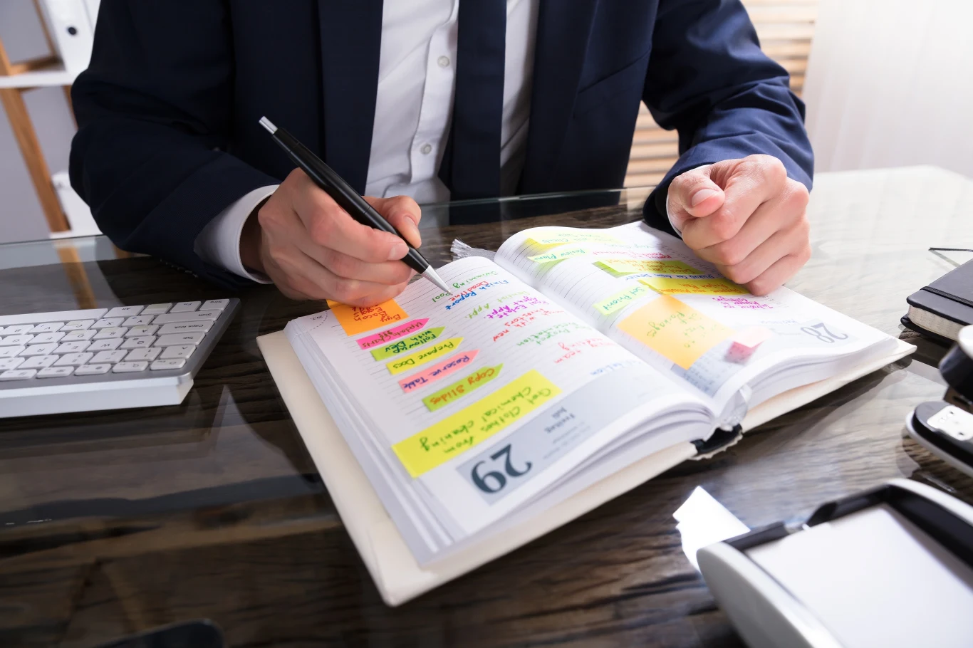 Czym różni się urlop na żądanie od urlopu z powodu siły wyższej? Czym różni się urlop na żądanie od urlopu z powodu siły wyższej?