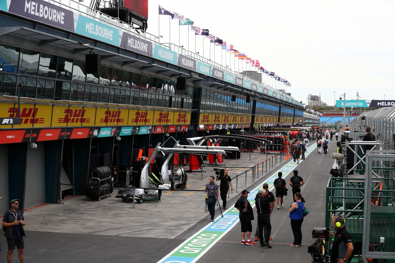 Tory F1 znów ożyją, chociaż zabraknie kibiców Tory F1 znów ożyją, chociaż zabraknie kibiców