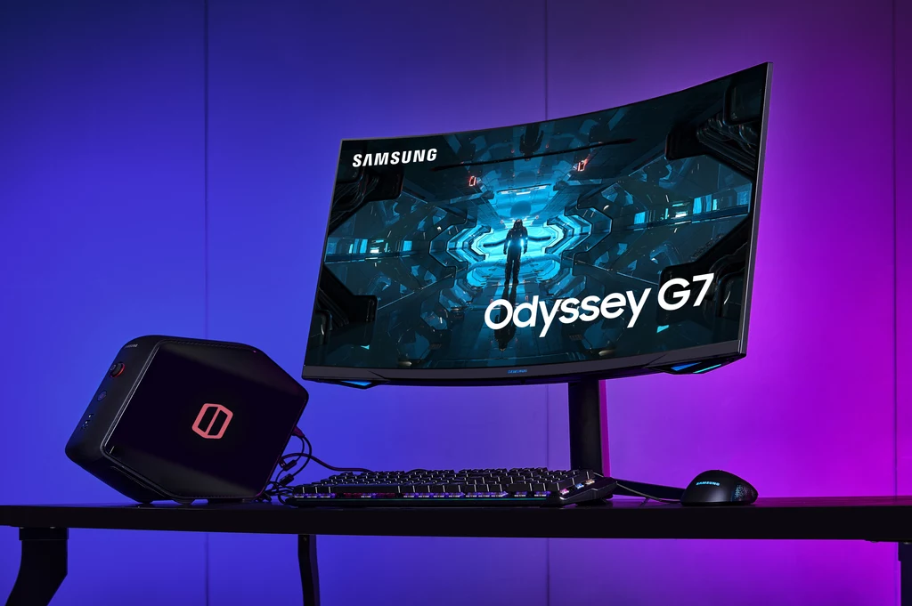 Na uwagę zasługuje również futurystyczny design monitora. W trakcie jego projektowania wzięto pod uwagę panujące trendy rynkowe oraz informacje przekazane od konsumentów. Czarna matowa obudowa koresponduje z systemem "core lightning system", który emituje różne kolory, dzięki czemu gracz może spersonalizować swoje stanowisko do gier. Podświetlenie może być statyczne, przyciemnione, a także pulsujące. Na uwagę zasługuje również futurystyczny design monitora. W trakcie jego projektowania wzięto pod uwagę panujące trendy rynkowe oraz informacje przekazane od konsumentów. Czarna matowa obudowa koresponduje z systemem "core lightning system", który emituje różne kolory, dzięki czemu gracz może spersonalizować swoje stanowisko do gier. Podświetlenie może być statyczne, przyciemnione, a także pulsujące.