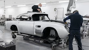 Aston Martin DB5 Goldfinger: Powraca kultowy wóz Bonda