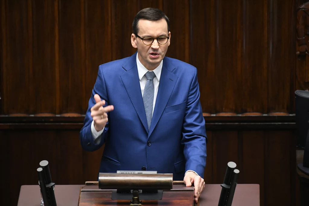 Premier Morawiecki chciał produkować auta elektryczne i sprzedawać Niemcom. Dziś chce o tym nie pamiętać