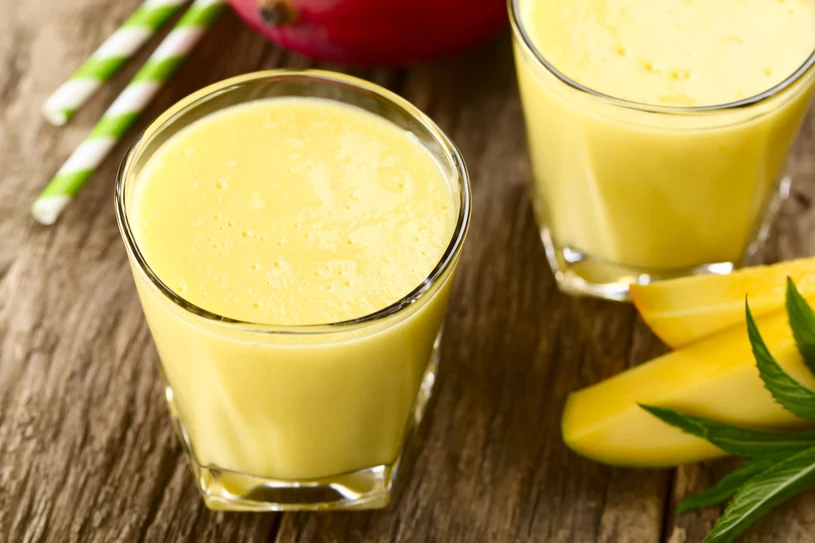 Mango lassi uchodzi za jeden z najsmaczniejszych i najzdrowszych koktajli
