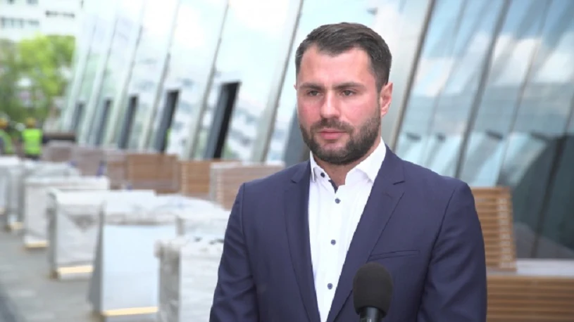 Sebastian Świstak, Cavatina Holding Sebastian Świstak, Cavatina Holding