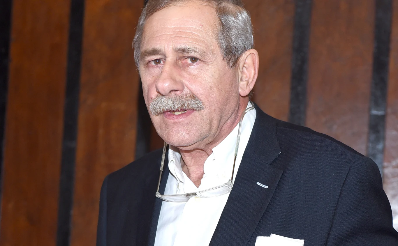 Andrzej Strzelecki Andrzej Strzelecki