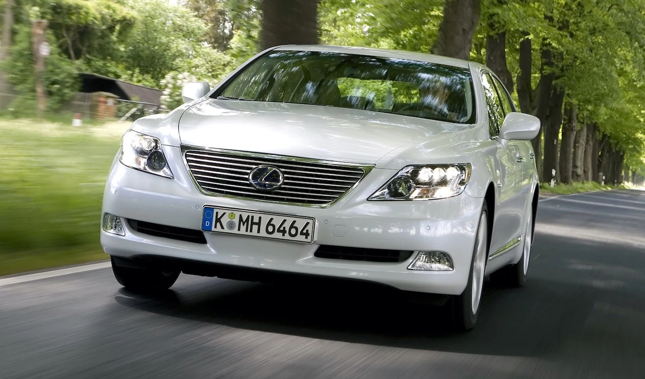 Lexus LS 600h