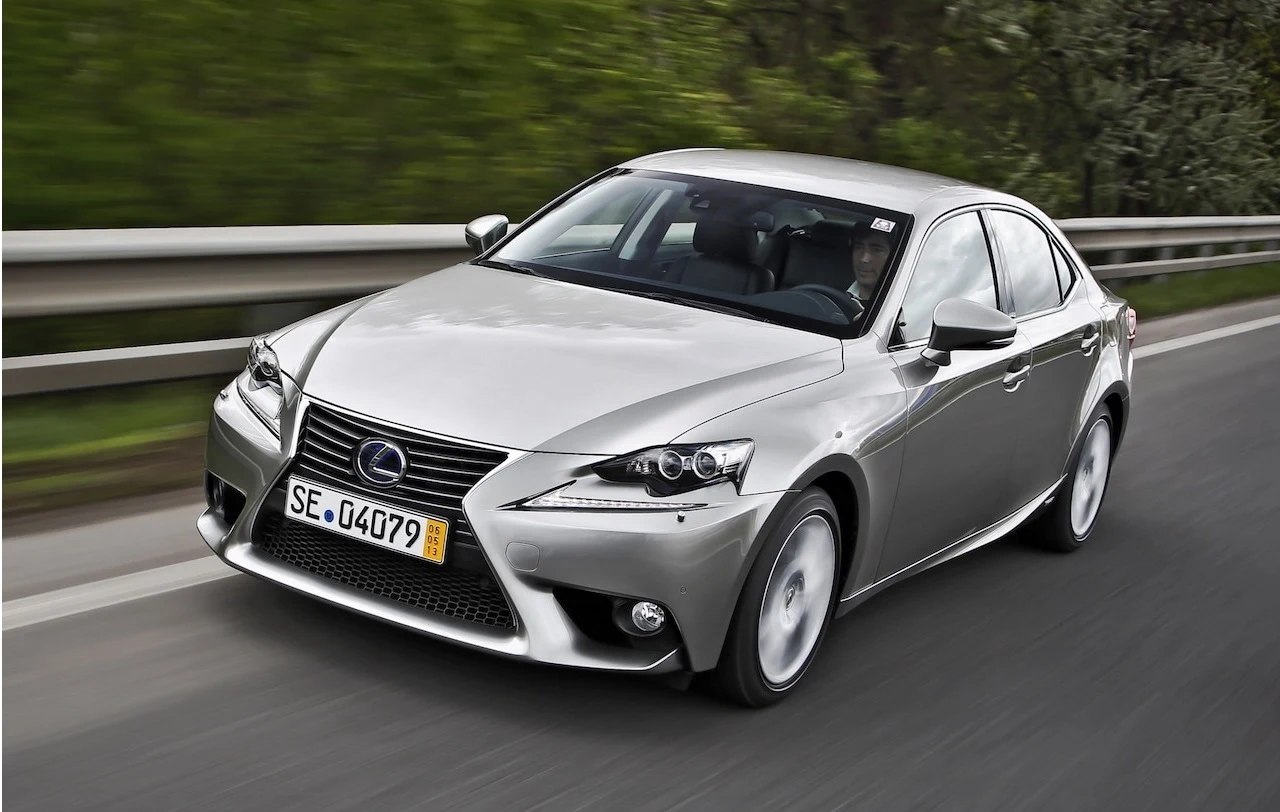 Lexus IS 300h