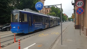 Ulicą Grzegórzecką samochody w stronę Ronda Kotlarskiego   mają poruszać się torowiskiem