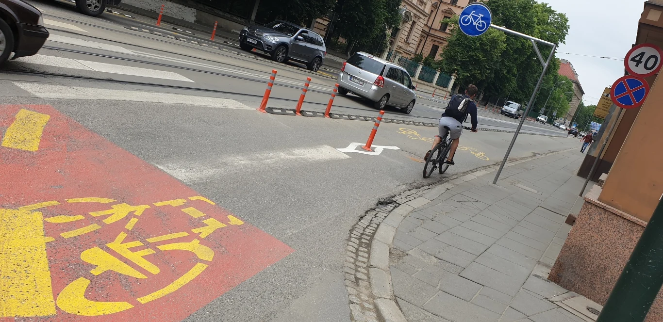 Kraków konsekwentnie wdraża też tzw. Tarczę dla mobilności Kraków konsekwentnie wdraża też tzw. Tarczę dla mobilności
