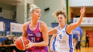 Laura Miskiniene (z lewej)