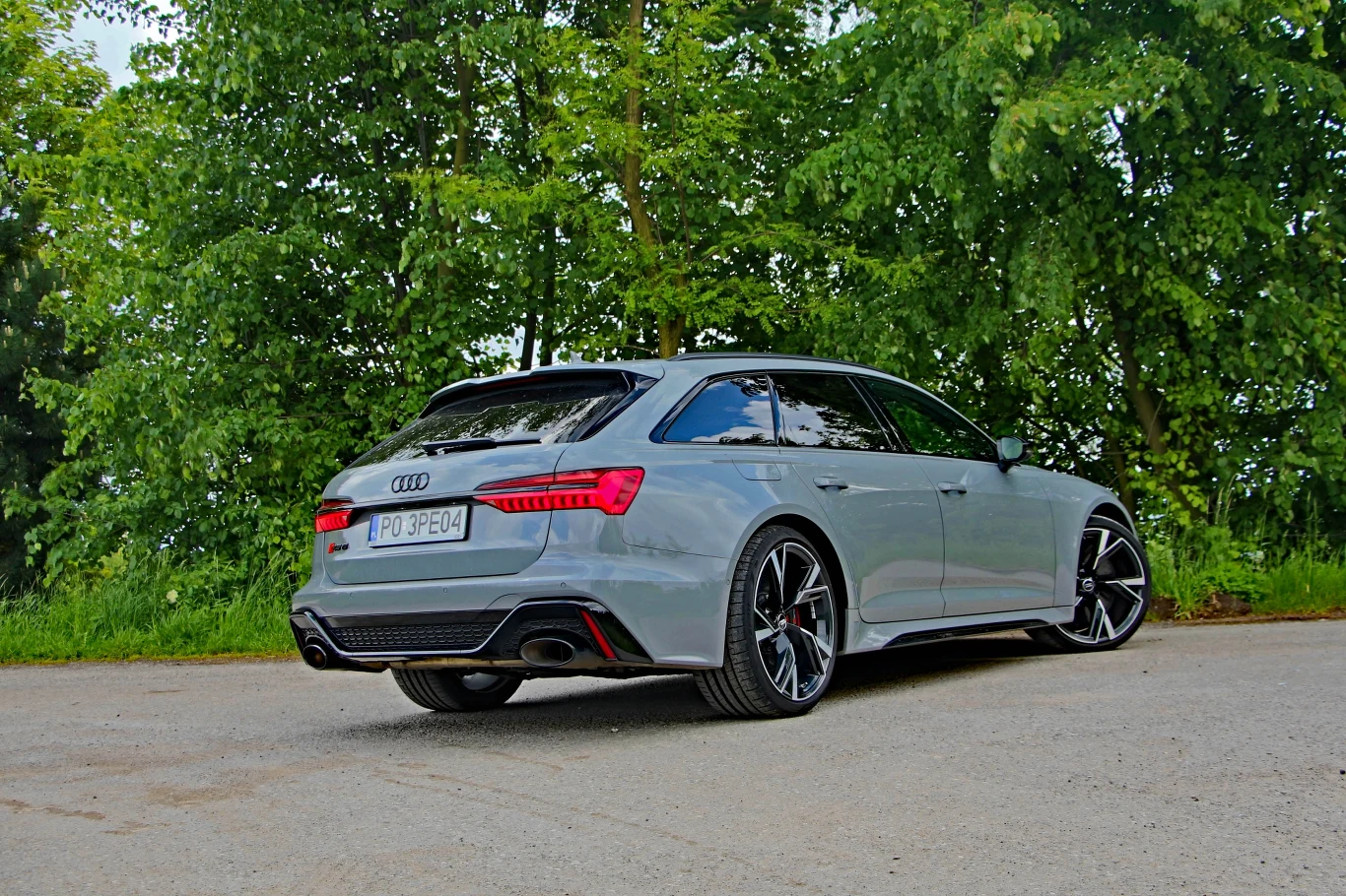 Audi RS6 Avant na zdjęciach