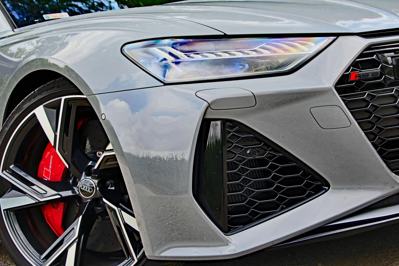 Audi RS6 Avant na zdjęciach