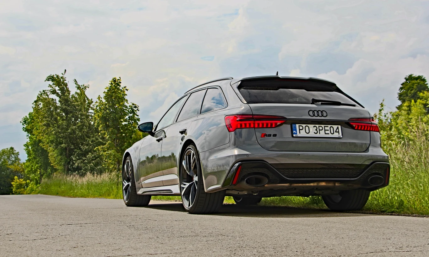 Audi RS6 Avant na zdjęciach