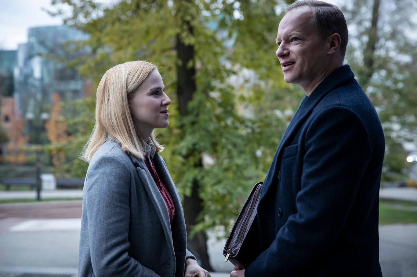 Zofia Domalik i Maciej Stuhr w serialu "Szadź"