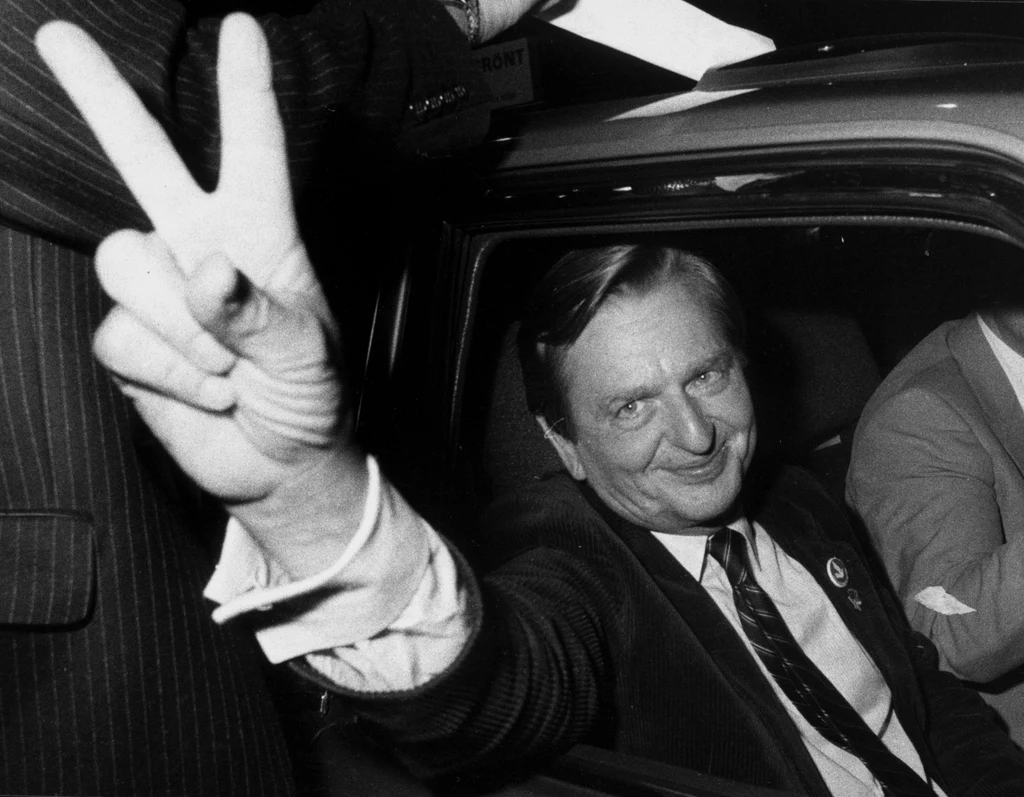 Premier Szwecji Olof Palme w 1982 r. Premier Szwecji Olof Palme w 1982 r.