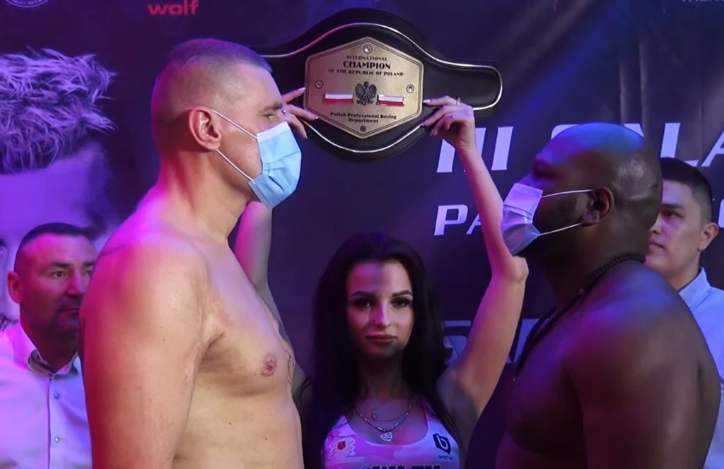 Mariusz Wach (z lewej) i Kevin Johnson Mariusz Wach (z lewej) i Kevin Johnson