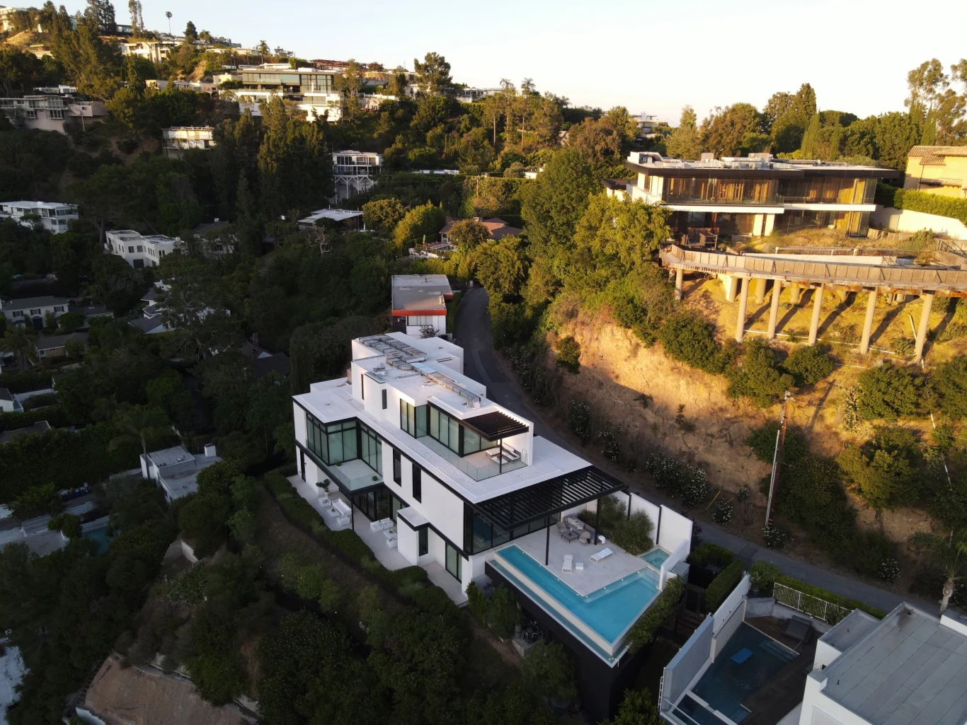 Wokalistka zapłaciła za niego 13,7 miliona dolarów. 