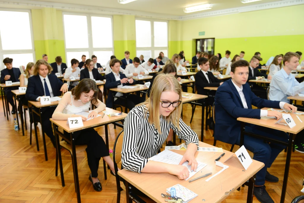Tak wyglądał egzamin ósmoklasisty w roku ubiegłym Tak wyglądał egzamin ósmoklasisty w roku ubiegłym