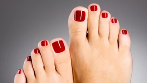 Pedicure 2020. Już nie tak malujemy paznokci latem