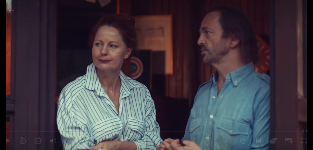 Ewa Skibińska w serialu "W głębi lasu" (Screen:netflix.pl)