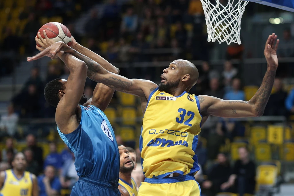Mickell Gladness (z prawej) z Asseco Arki Gdynia Mickell Gladness (z prawej) z Asseco Arki Gdynia