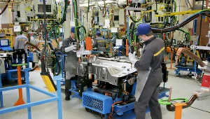 Władze likwidowanej bielskiej spółki FCA Powertrain i związkowcy porozumieli się w czwartek w sprawie warunków odejść wszystkich 468 pracowników