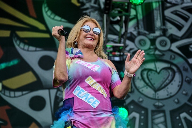 Majka Jeżowska na scenie Pol'and'Rock Festival 2019