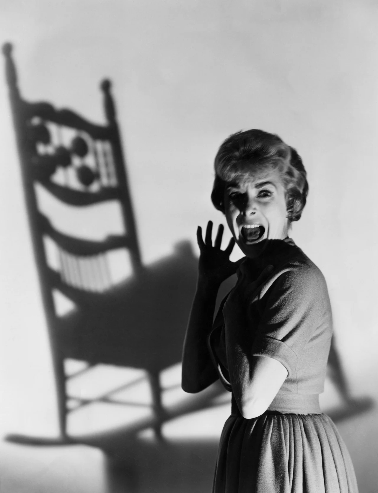 Sukces filmu spowodował, że przy budżecie wynoszącym nieco ponad 800 tys. dolarów, dochód z "Psychozy" wyniósł 32 miliony dolarów, co było najbardziej kasowym projektem w karierze Hitchcocka. Krótko po premierze obraz zyskał miano kultowego, a w 1992 został przeznaczony do zachowania w National Film Registry.

(PAP)