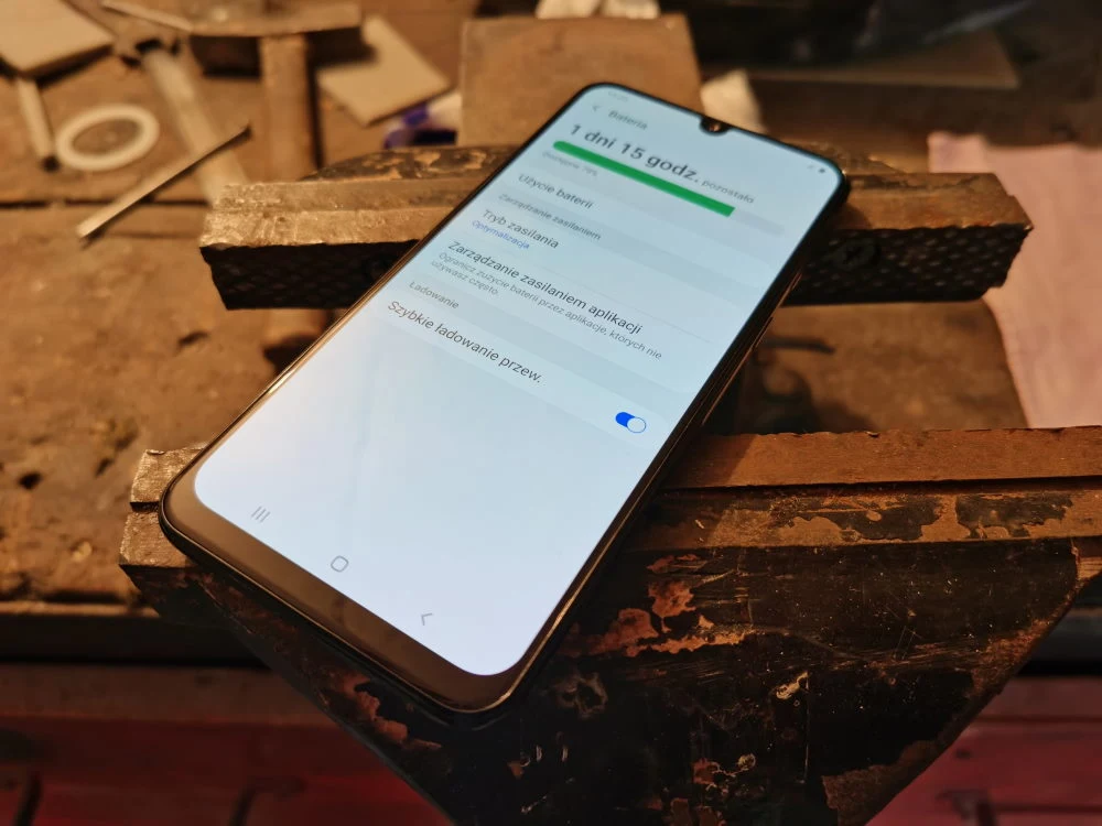 Samsung Galaxy M21 Samsung Galaxy M21