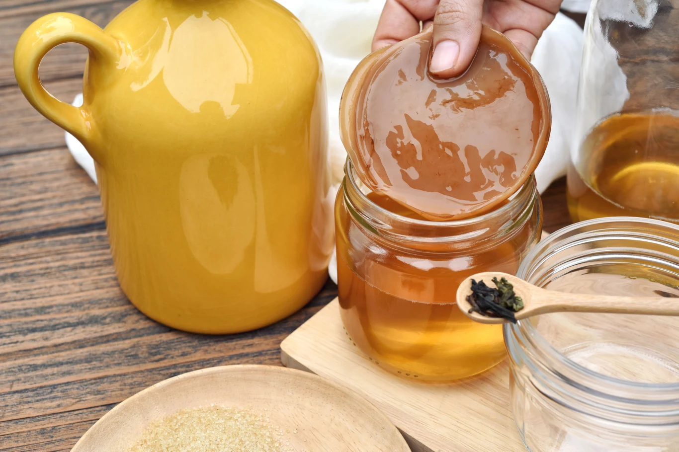 Kombucha to jeden z najstarszych napojów na świecie Kombucha to jeden z najstarszych napojów na świecie