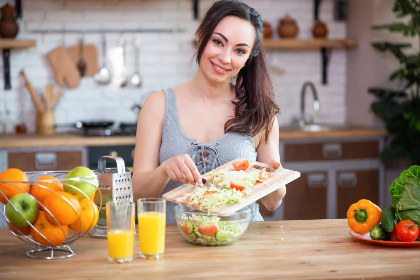 Zbilansowana dieta wpływa na poprawne funkcjonowanie organizmu, w tym na zdrowie psychiczne. W celu redukcji stresu, warto sięgnąć po dietę antystresową.