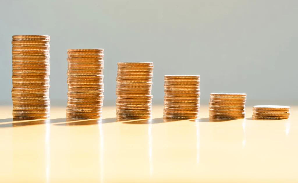 Posiadacze lokat z przerażeniem obserwują erozję oprocentowania depozytów