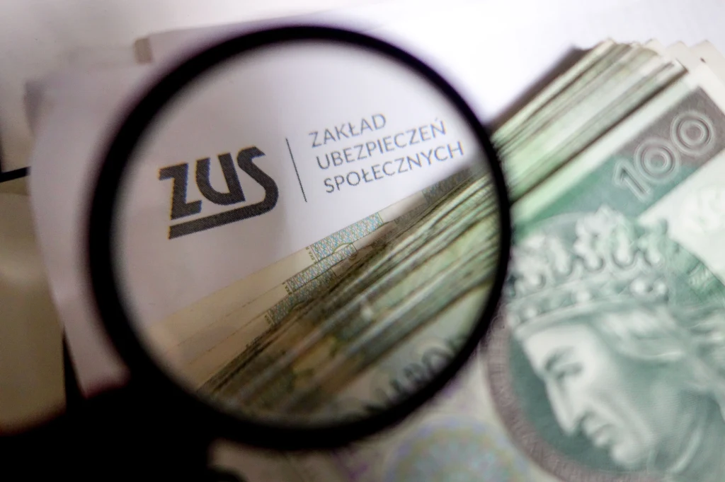 Zakład Ubezpieczeń Społecznych wypłacił już 1,8 mln świadczeń postojowych dla samozatrudnionych i osób wykonujących umowy cywilnoprawne na łączną kwotę 3,2 mld zł