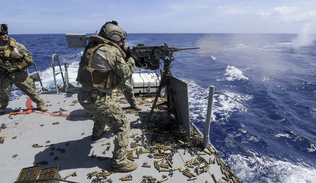 Najpierw służyła w US Navy, a teraz wspiera Rosję w sieci Najpierw służyła w US Navy, a teraz wspiera Rosję w sieci