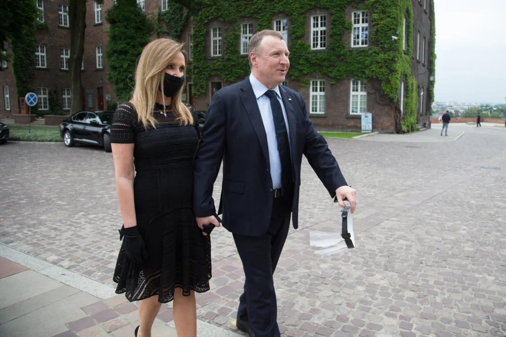 Jacek Kurski z żoną na Wawelu Jacek Kurski z żoną na Wawelu