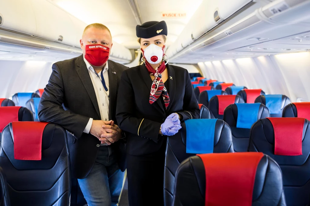Rząd wycofał się z błędnego przepisu o podróżach Polaków