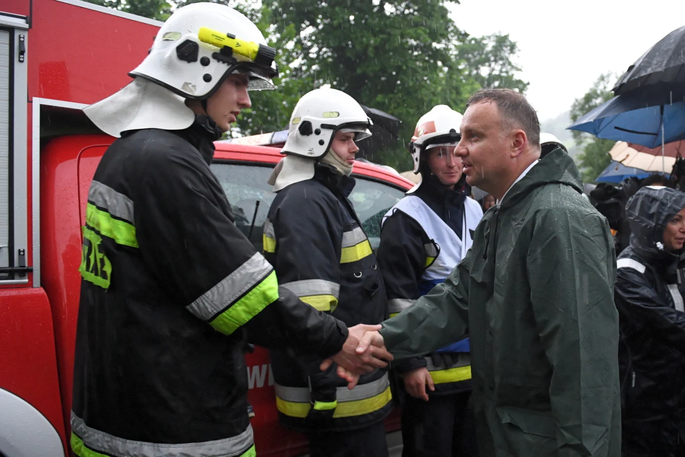 W niedzielę w Krakowie odbyło się posiedzenie wojewódzkiego zespołu zarządzania kryzysowego. Wziął w nim udział prezydent Andrzej Duda. 