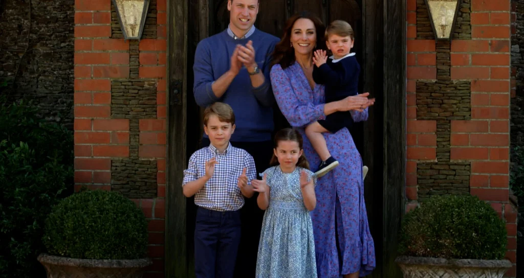 Książę William i księżna Kate z dziećmi Książę William i księżna Kate z dziećmi
