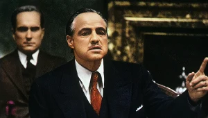 Marlon Brando jako Vitto Corleone w filmie "Ojciec chrzestny" (1972)