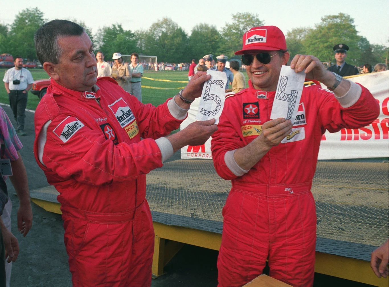 Ryszard Żyszkowski (po lewej) z Marianem Bublewiczem na zdjęciu z 1993 roku Ryszard Żyszkowski (po lewej) z Marianem Bublewiczem na zdjęciu z 1993 roku