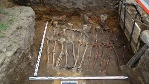 Odolanów: Szczątki 8 żołnierzy w domniemanej mogile oddziału "Błyska".