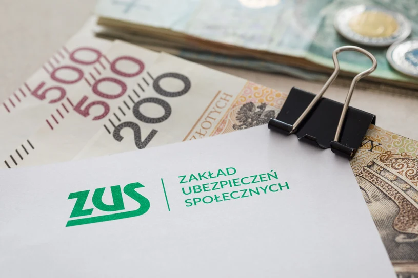 ZUS wysyła listy w sprawie 14. emerytury ZUS wysyła listy w sprawie 14. emerytury