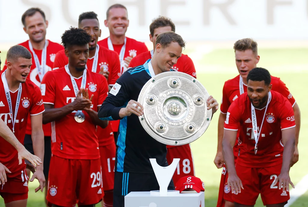 Manuel Neuer z paterą Manuel Neuer z paterą