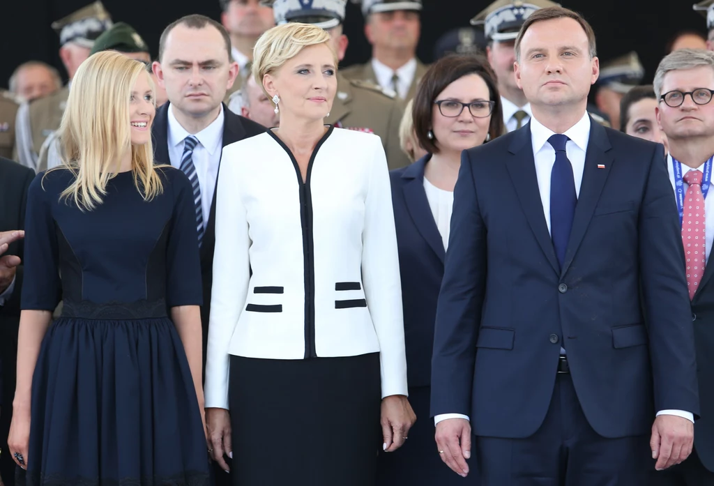 Kinga Duda z rodzicami na inauguracji prezydenta Andrzeja Dudy w 2015 roku