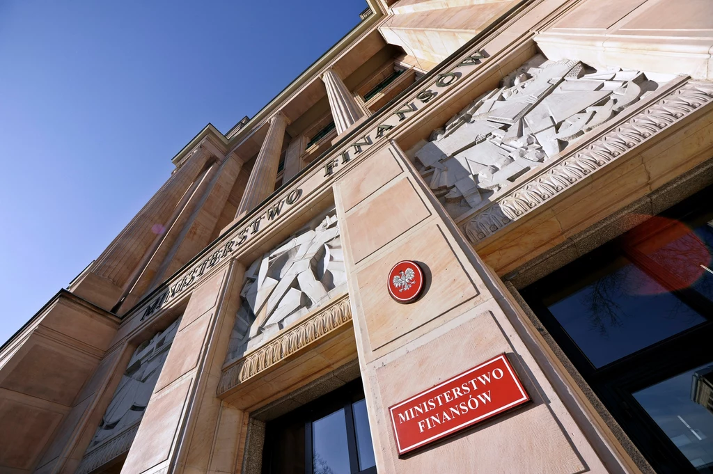 W podatkach CIT, PIT i innych resort finansów przedłużył terminy