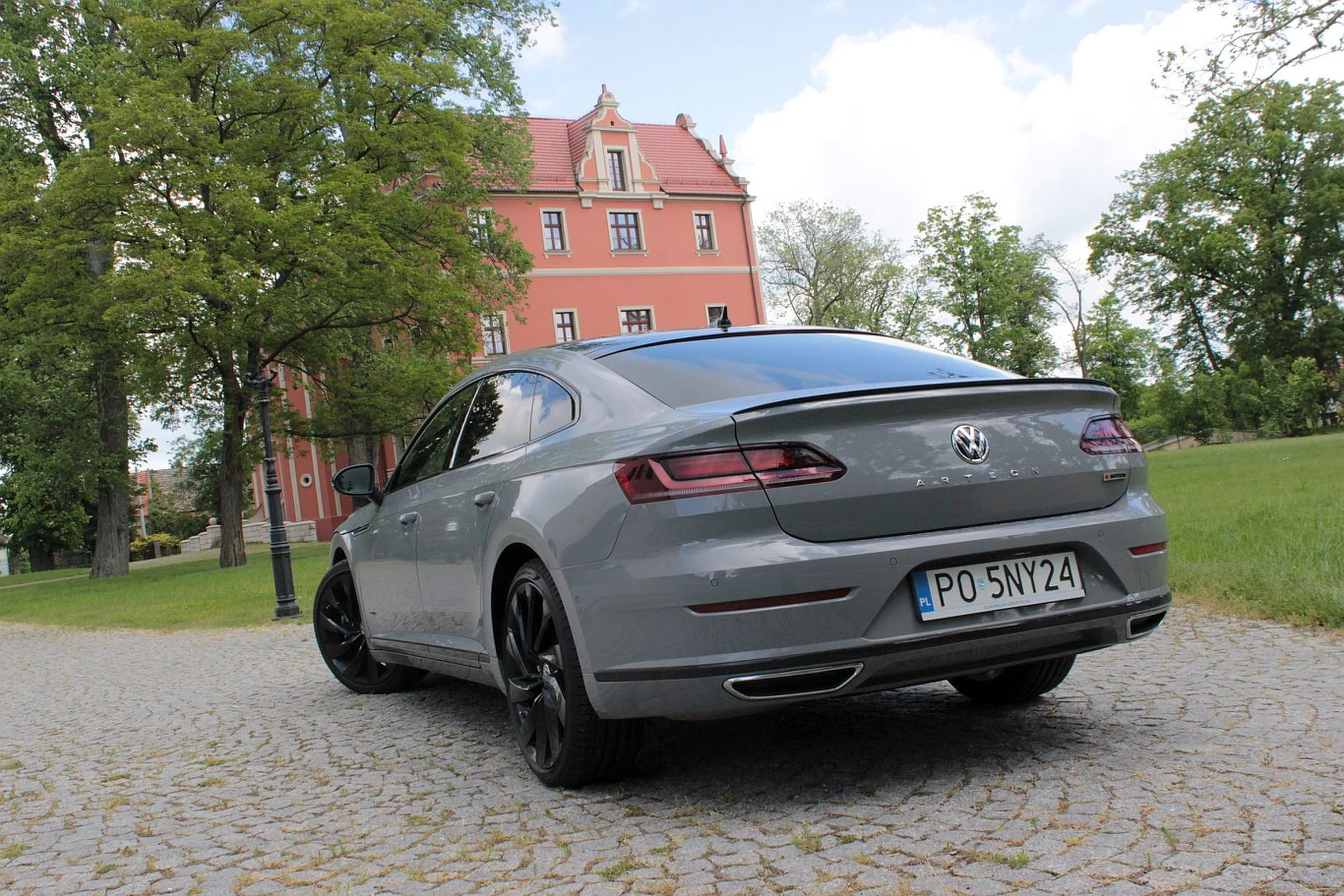 Volkswagen Arteon R-Line Edition